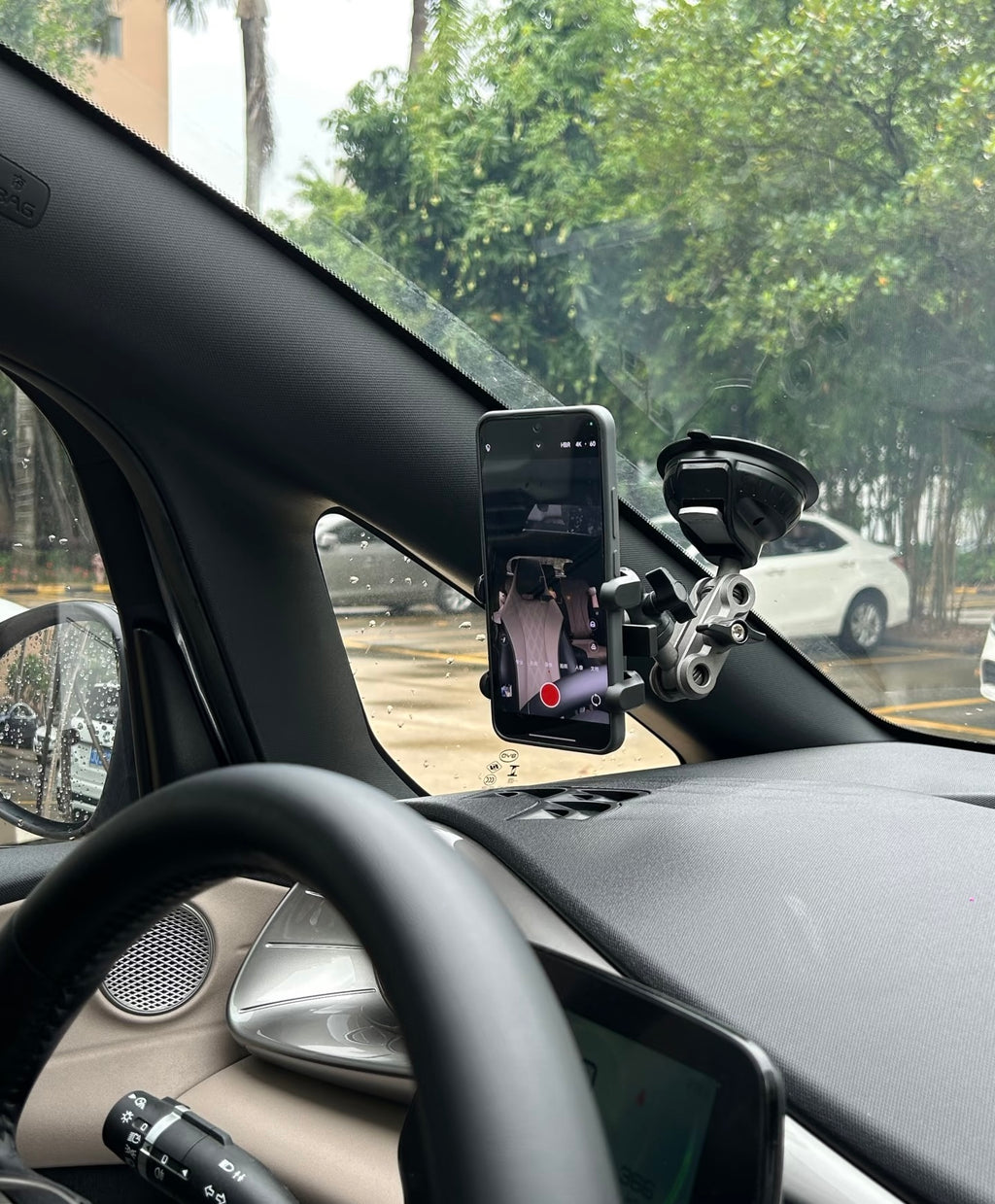 360° Rotatable Suction Car Phone Holder