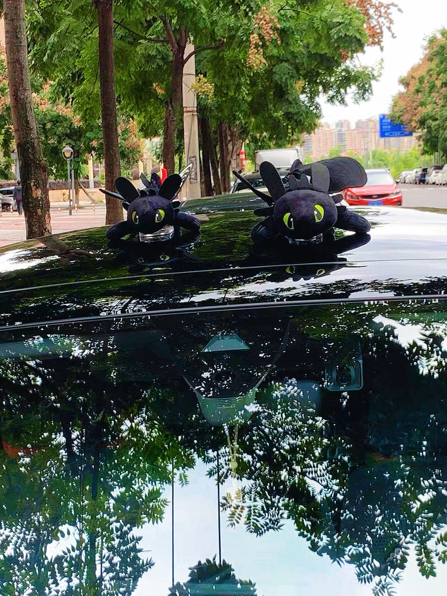 Toothless Car Roof Ornament – Bring Your Ride to Life!