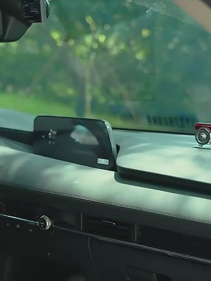 Solar Powered Rotating Car Air Freshener – Engine Decor